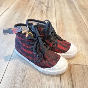 NWT Clarks Kids High-Top Sneakers